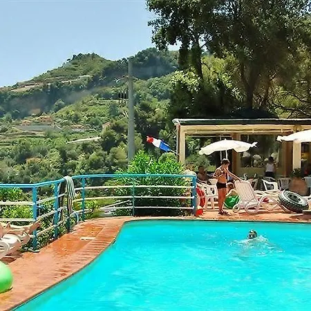 Апартаменты Villaggio Del Sole