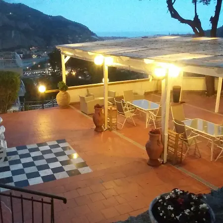 Апартаменты Villaggio Del Sole