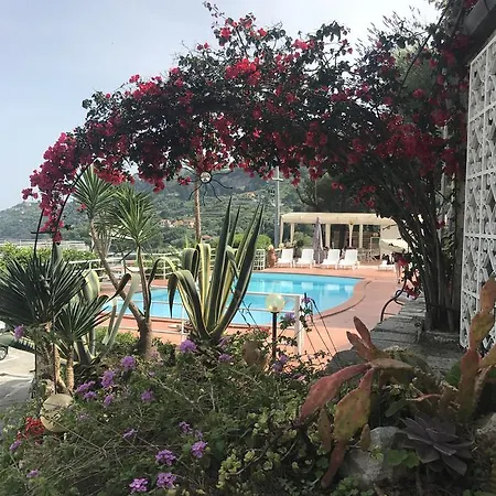 Villaggio Del Sole Апартаменты Вентимилья